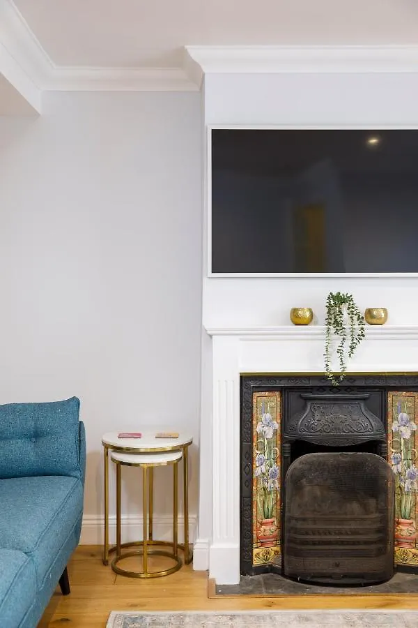 Beautiful Central 3-Bed W/Roof Terrace & Parking Villa Brighton