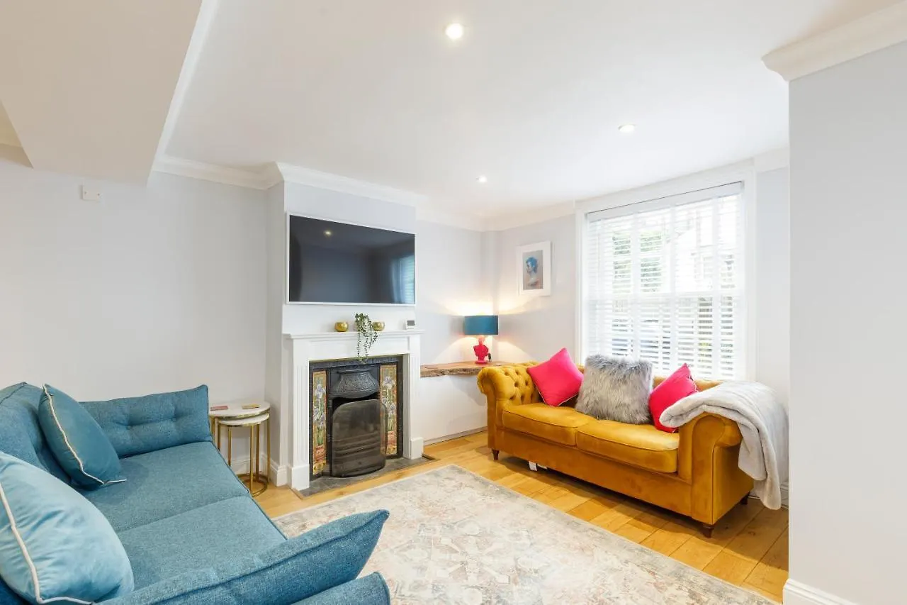 Beautiful Central 3-Bed W/Roof Terrace & Parking Villa Brighton Holiday home