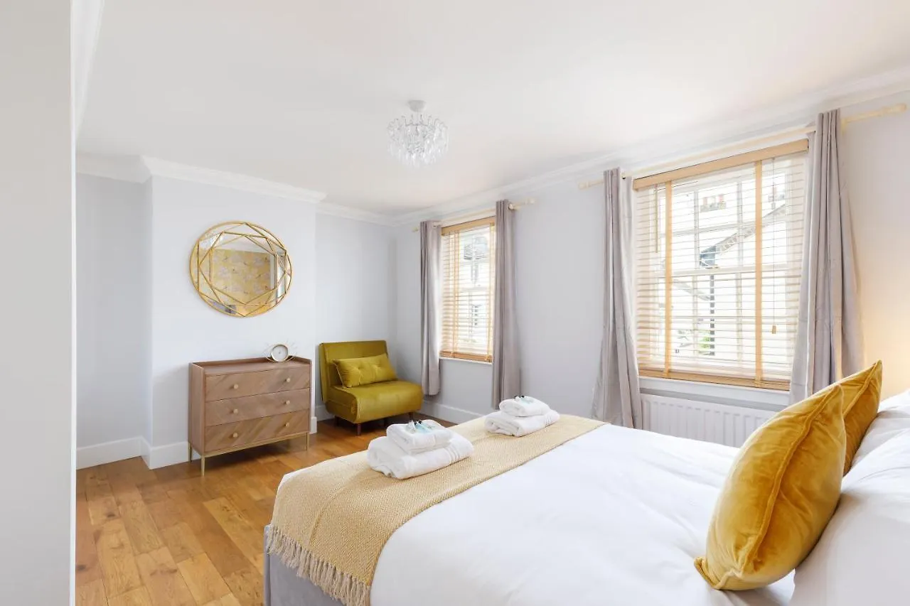 Holiday home Beautiful Central 3-Bed W/Roof Terrace & Parking Villa Brighton United Kingdom