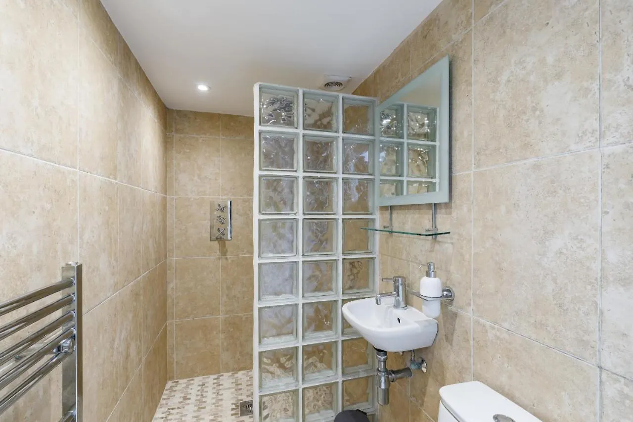 Beautiful Central 3-Bed W/Roof Terrace & Parking Villa Brighton Holiday home