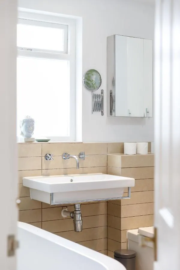 Holiday home Beautiful Central 3-Bed W/Roof Terrace & Parking Villa Brighton